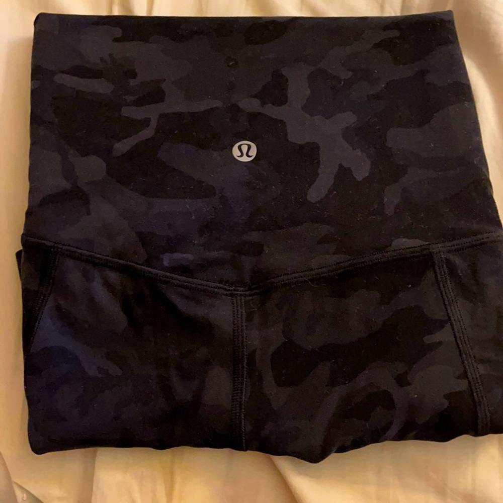 Camo Lululemon Align Shorts 4inch size 8
